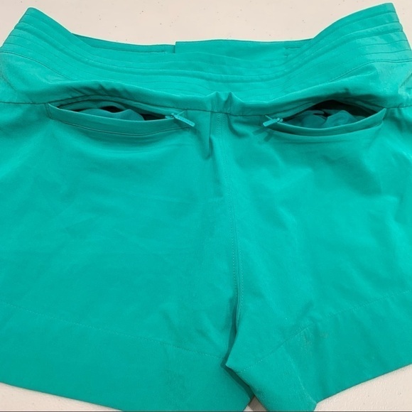 Athleta Shorts Adult Size 2 Green Activewear Running Zipper Pocket Women - Picture 3 of 6